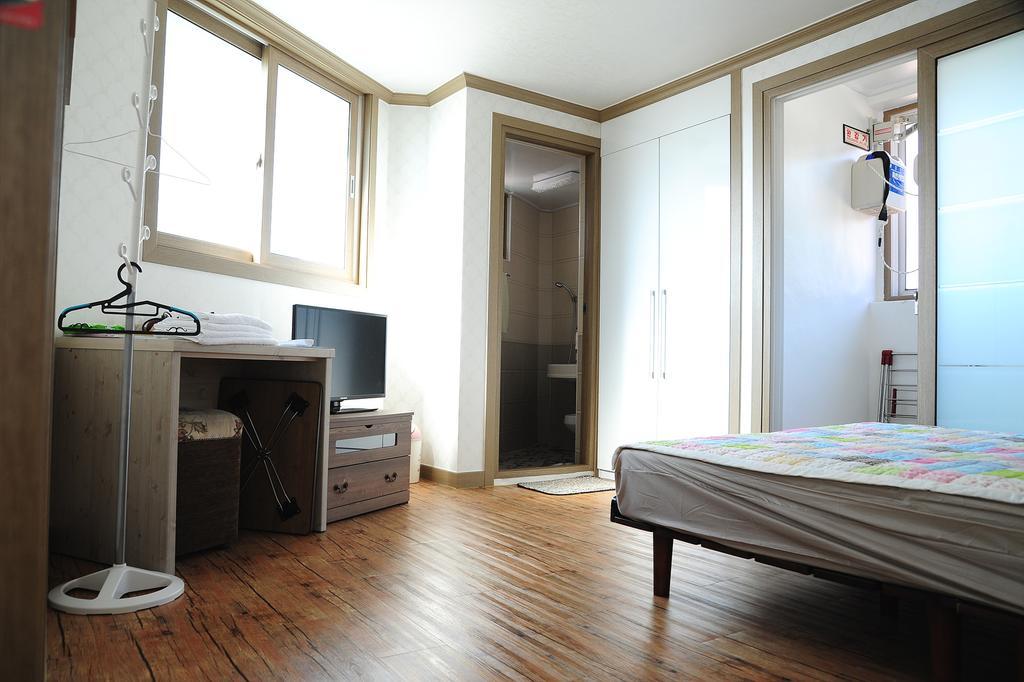 The 1St Andong Hostel Εξωτερικό φωτογραφία